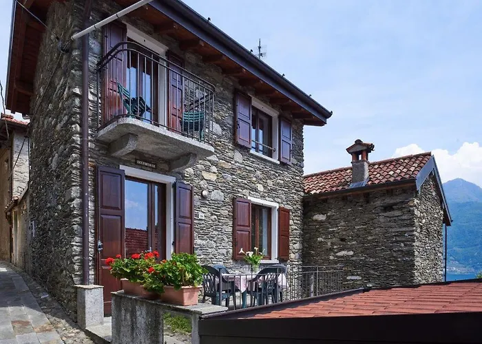 Dom wakacyjny Casa Alex *